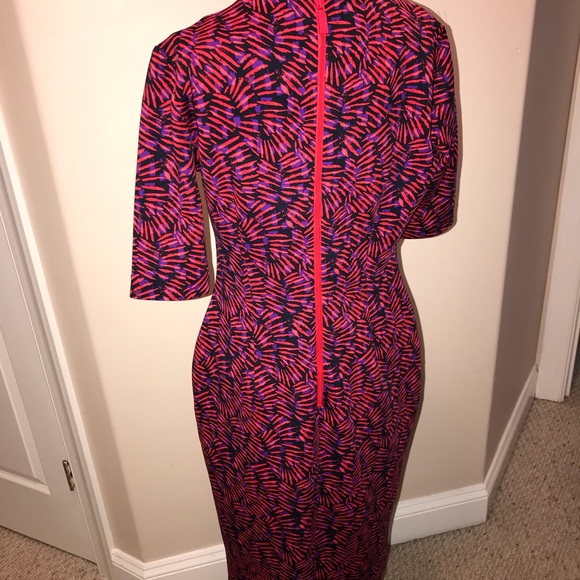 Dress - Picture 2 of 3